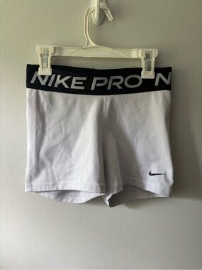Nike Pro White Women's Training Bike Shorts with Black Waistband
